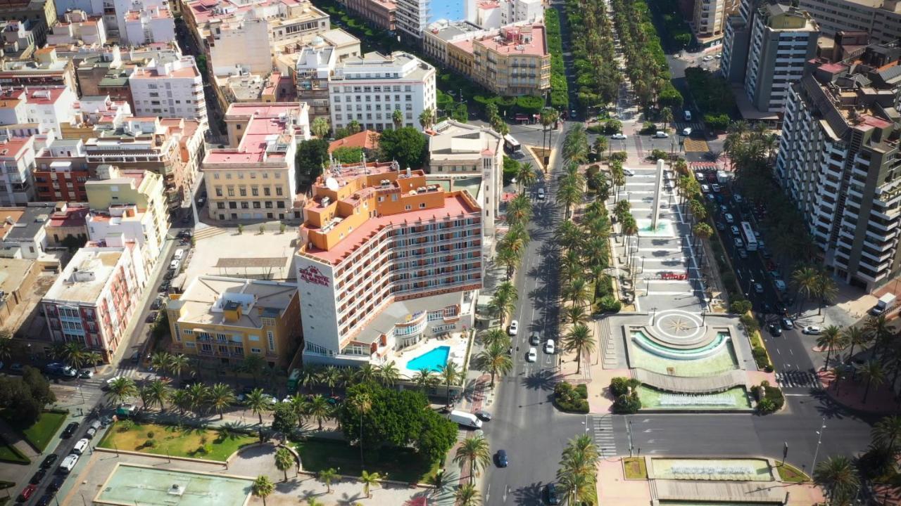 Ohtels Gran Hotel Almería Exterior foto